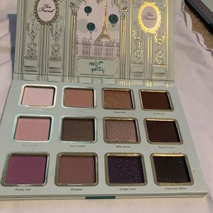 Too Faced La Petite Mason Dollhouse Box Eyeshadow Palette.  New!  Unswatched!